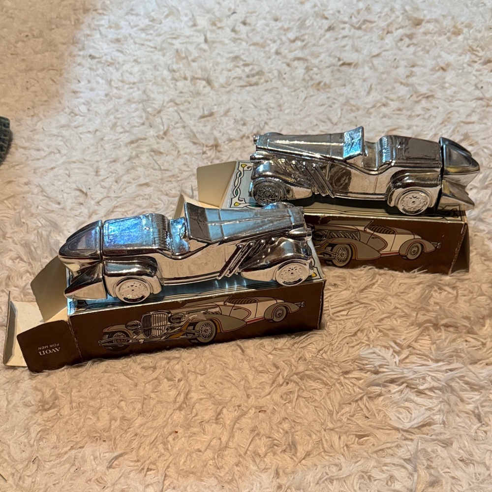 Avon Silver Duesenberg After Shave Box
